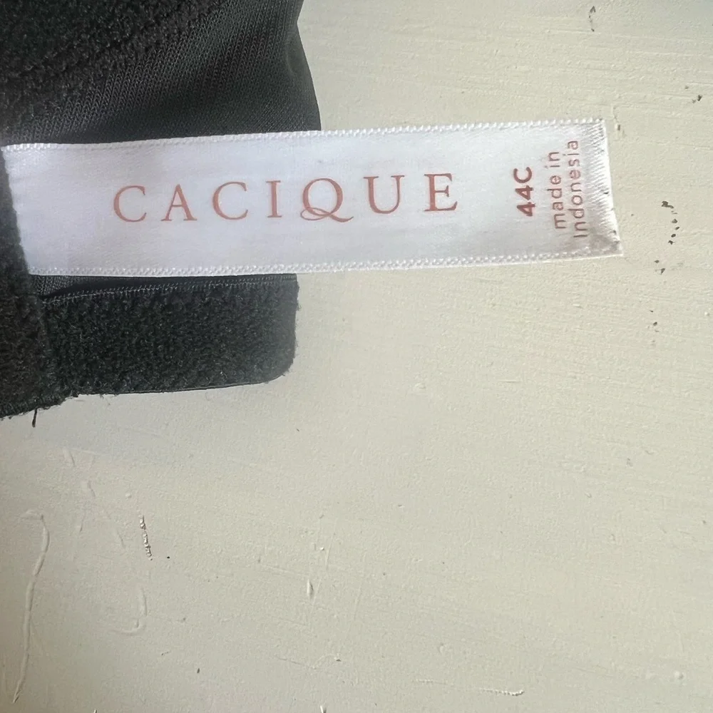Cacique Plus Size Black Underwired T-Shirt Bra Back Smoothing Size 44C